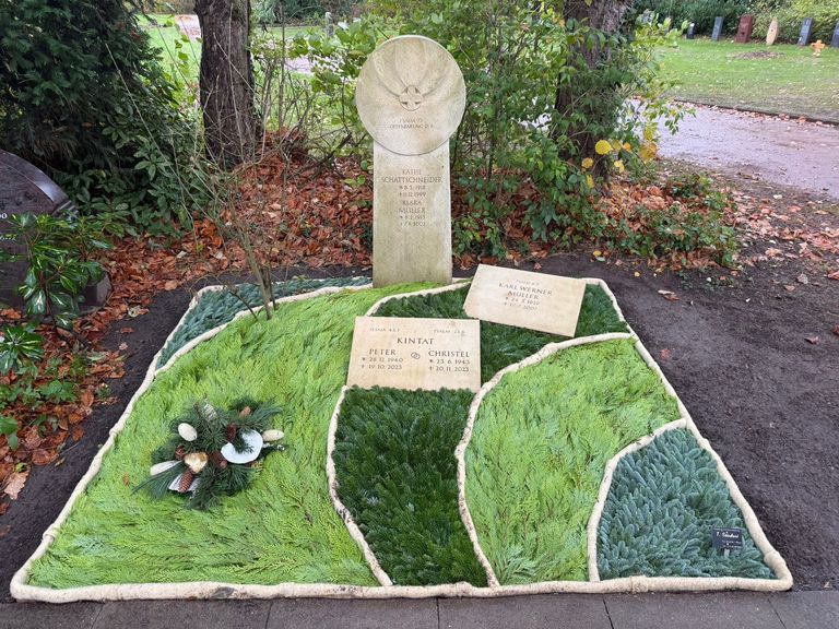 Warum Tannengrün auf Gräbern mehr ist als ein Wintermantel 